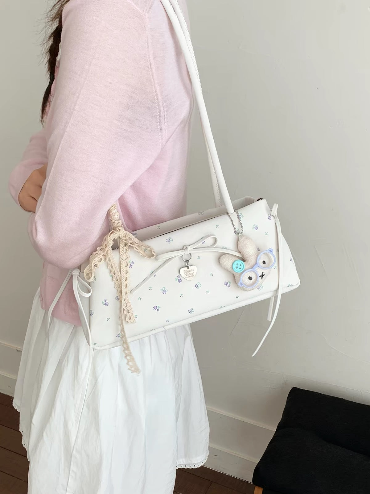 Bolso De Hombro Floral Con Lazos Y Colgante De Conejo W-2
