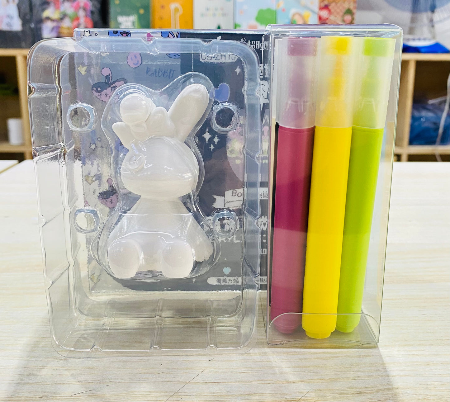 Set de marcadores acrílicos con muñeco de cerámica